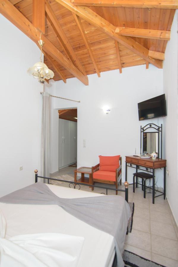 Samian Thalia Apartment Pagondas Exteriér fotografie